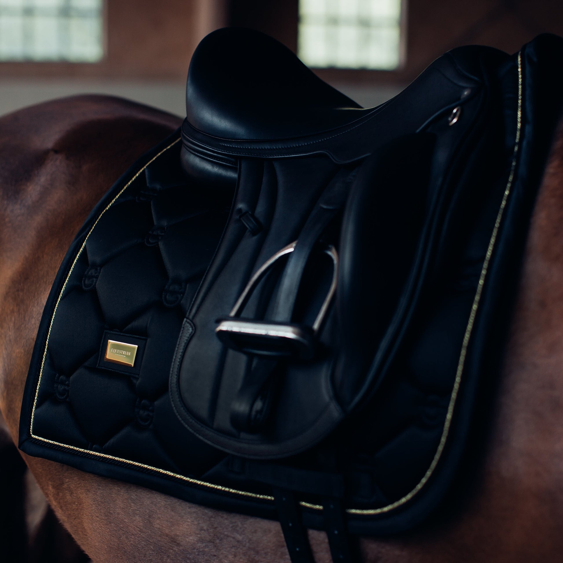 Equestrian Stockholm Black Gold